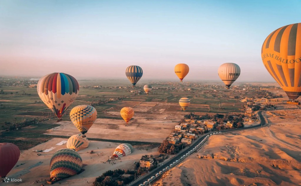 hot air balloon flight in luxor